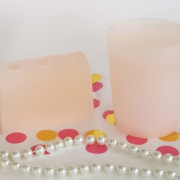 🎁 Cup Toothbrush Holder Blush Pink Silicone Bathroom Sink Top Waterworks Girls - Picture 2 of 9